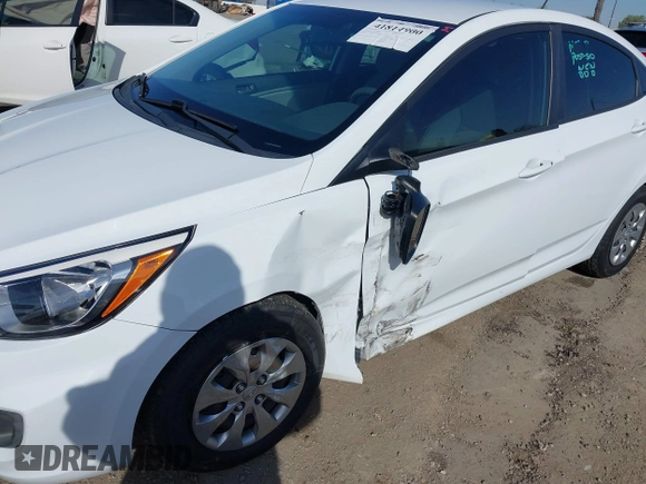 2017 Hyundai Accent SE z VIN KMHCT4AE1HU339968, wystawiony jako IAAI lot #41814900 z przebiegiem 97 332 mil mil oraz . Historia ofert i sprzedaży dostępna na DreamBid. Obrazek 6.