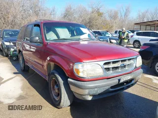 1998 Ford Explorer XL z VIN 1FMZU32E8WZB29609, wystawiony jako IAAI lot #41693354 z przebiegiem 127 244 mil mil oraz . Historia ofert i sprzedaży dostępna na DreamBid. Obrazek 1.