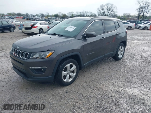 2018 Jeep Compass Latitude with VIN 3C4NJCBB3JT377011, listed as a IAAI auction lot 41886466 with 94,361 mi miles. Bid and sale history available at carsss.com. Image 18.