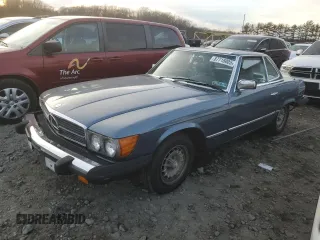 1983 Mercedes-Benz 380 with VIN WDBBA45AXDB027505, listed as a Copart auction lot 87718005 with 124,304 mi miles and Clean Title. Bid and sale history available at carsss.com. Image 1.