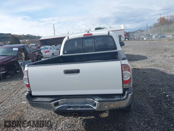 2015 Toyota Tacoma with VIN 3TMLU4EN5FM188601, listed as a IAAI auction lot 41883555 with 143,904 mi miles and . Bid and sale history available at DreamBid. Image 17.