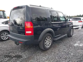 2005 Land Rover LR3 SE with VIN SALAE25495A326967, listed as a IAAI auction lot 41906554 with 136,708 mi miles. Bid and sale history available at carsss.com. Image 4.