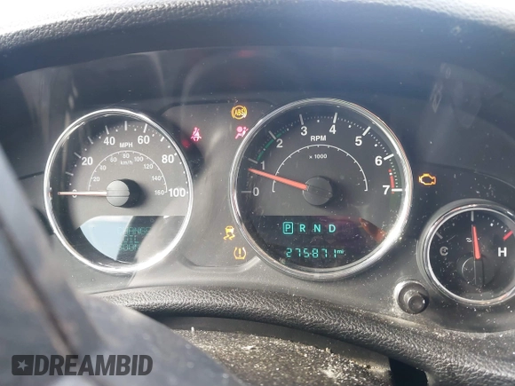 2017 Jeep Wrangler Unlimited Sport with VIN 1C4BJWDG1HL733474, listed as a IAAI auction lot 41395245 with 275,871 mi miles. Bid and sale history available at carsss.com. Image 7.