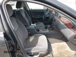 2009 Chevrolet Impala LT with VIN 2G1WT57K491234528, listed as a IAAI auction lot 42143984 with 241,597 mi miles and . Bid and sale history available at DreamBid. Image 5.