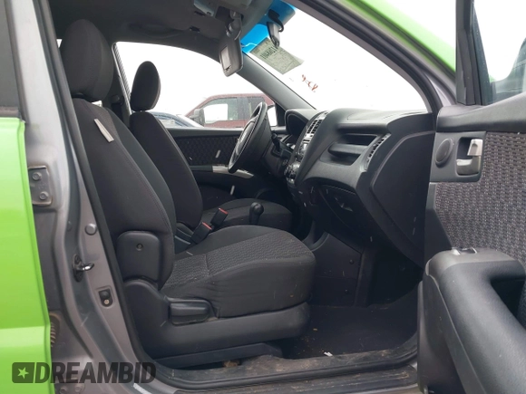 2008 Kia Sportage LX with VIN KNDJE723287471835, listed as a IAAI auction lot 41268401 with 200,404 mi miles and . Bid and sale history available at DreamBid. Image 5.