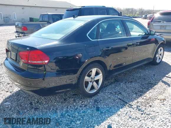 2013 Volkswagen Passat SE с VIN 1VWBP7A39DC036020, выставлен на аукционе IAAI как лот 41975615 с пробегом 99 429 миль миль и . История ставок и продаж доступна на DreamBid. Изображение 4.