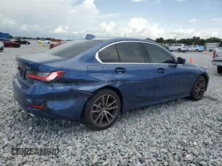 2022 BMW 3 Series 330i with VIN 3MW5R1J08N8C24403, listed as a Copart auction lot 59592785 with 32,166 mi miles and Salvage title. Bid and sale history available at DreamBid. Image 3.