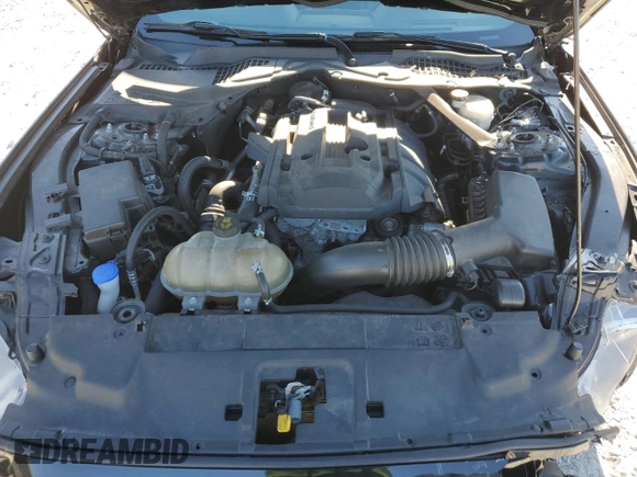 2020 Ford Mustang EcoBoost z VIN 1FATP8UHXL5138164, wystawiony jako Copart lot #47954975 z przebiegiem 53 500 mil mil oraz Szkody całkowita. Historia ofert i sprzedaży dostępna na DreamBid. Obrazek 11.
