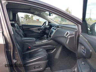 2016 Nissan Murano S z VIN 5N1AZ2MH1GN126009, wystawiony jako IAAI lot #42317308 z przebiegiem 95 820 mil mil oraz . Historia ofert i sprzedaży dostępna na DreamBid. Obrazek 5.