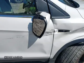 2017 Ford Escape SE with VIN 1FMCU0GD1HUA87904, listed as a IAAI auction lot 41790108 with 103,656 mi miles. Bid and sale history available at carsss.com. Image 6.