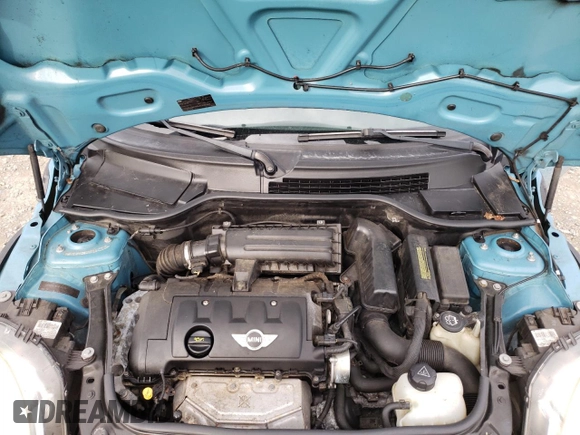 2008 MINI Hardtop with VIN WMWMF33538TT61691, listed as a Copart auction lot 52751995 with 47,790 mi miles and Clean Title. Bid and sale history available at DreamBid. Image 11.