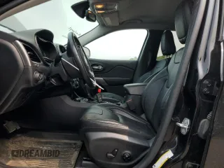 2020 Jeep Cherokee Limited с VIN 1C4PJMDXXLD579067, выставлен на аукционе Copart как лот 58209455 с пробегом 79 941 миль миль и Списание • Salvage title. История ставок и продаж доступна на DreamBid. Изображение 7.