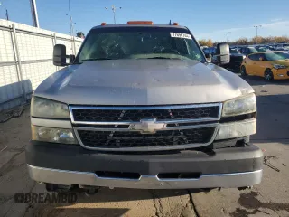 2006 Chevrolet Silverado 3500 DRW LT1 with VIN 1GCJK33D86F266693, listed as a Copart auction lot 77696744 with 283,790 mi miles and Clean Title. Bid and sale history available at carsss.com. Image 5.