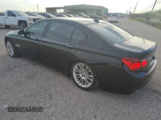 2013 BMW 7 Series 740Li with VIN WBAYE4C57DDW22531, listed as a Copart auction lot 81522614 with 174,441 mi miles and Clean title. Bid and sale history available at DreamBid. Image 2.
