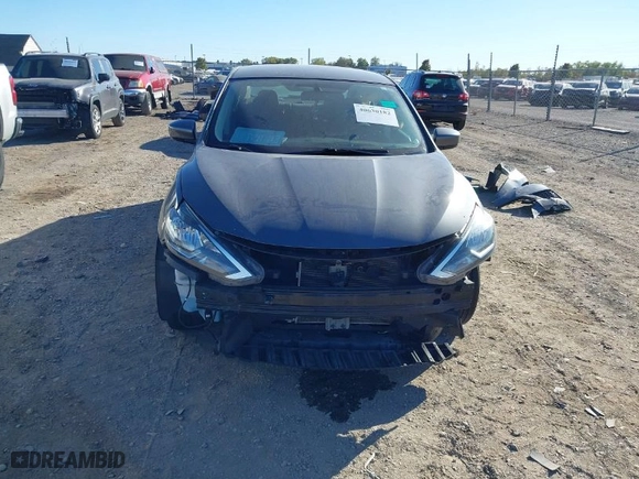 2017 Nissan Sentra SV with VIN 3N1AB7AP8HL714642, listed as a IAAI auction lot 40630182 with 70,681 mi miles. Bid and sale history available at carsss.com. Image 13.