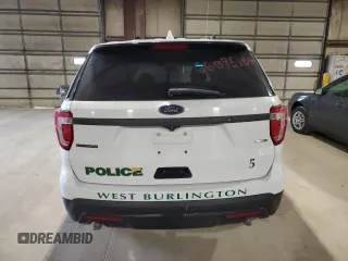 2016 Ford Utility Police Interceptor with VIN 1FM5K8AR4GGC26051, listed as a Copart auction lot 66095104 with 103,324 mi miles and Salvage Title. Bid and sale history available at carsss.com. Image 6.