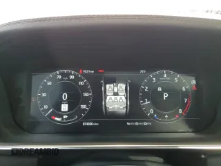 2018 Land Rover Range Rover with VIN SALGR2RV5JA503073, listed as a Copart auction lot 38466314 with 74,366 mi miles and . Bid and sale history available at DreamBid. Image 9.