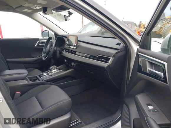 2022 Mitsubishi Outlander ES z VIN JA4J3TA88NZ015201, wystawiony jako IAAI lot #42264912 z przebiegiem 78 601 mil mil oraz . Historia ofert i sprzedaży dostępna na DreamBid. Obrazek 5.