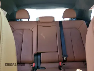 2025 Audi Q3 S line Premium Plus z VIN WA1EECF31S1040573, wystawiony jako Copart lot #50546365 z przebiegiem 159 mil mil oraz Szkody całkowita. Historia ofert i sprzedaży dostępna na DreamBid. Obrazek 10.