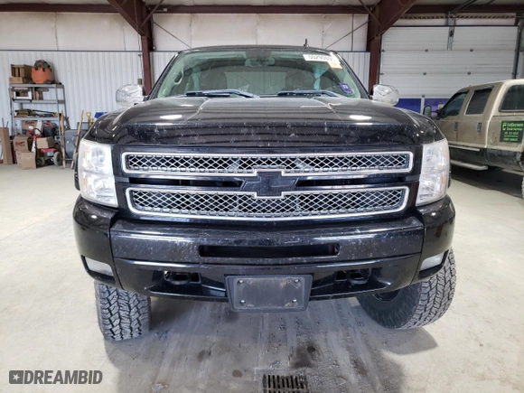 2012 Chevrolet Silverado 1500 LT with VIN 1GCRKSE76CZ317431, listed as a Copart auction lot 50290605 with 182,472 mi miles and Salvage Title. Bid and sale history available at carsss.com. Image 5.