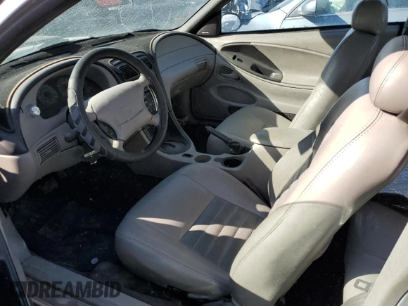 2001 Ford Mustang GT Deluxe with VIN 1FAFP42X31F112559, listed as a Copart auction lot 43090425 with 1,689,994 mi miles and Non Repairable. Bid and sale history available at carsss.com. Image 7.