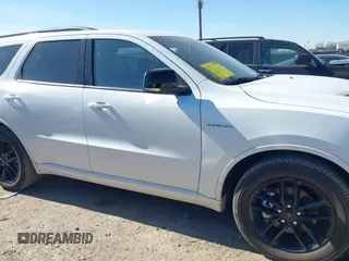 2023 Dodge Durango R/T Plus z VIN 1C4SDHCT8PC555479, wystawiony jako IAAI lot #41310474 z przebiegiem 48 460 mil mil oraz . Historia ofert i sprzedaży dostępna na DreamBid. Obrazek 13.