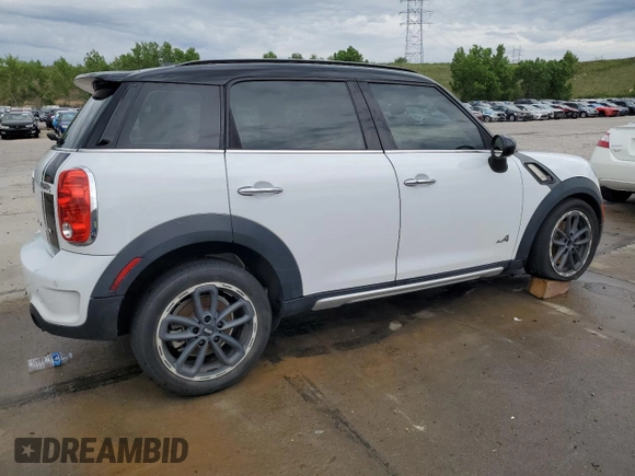 2015 MINI Countryman S with VIN WMWZC5C58FWP46931, listed as a Copart auction lot 59183495 with 105,731 mi miles and Salvage title. Bid and sale history available at DreamBid. Image 3.
