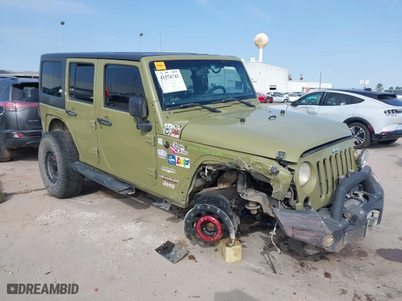 2013 Jeep Wrangler Unlimited Sahara with VIN 1C4BJWEG8DL704658, listed as a IAAI auction lot 41576743 with 212,767 mi miles. Bid and sale history available at carsss.com. Image 1.