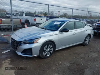 2024 Nissan Altima S with VIN 1N4BL4BV8RN374491, listed as a IAAI auction lot 40843321 with 19,992 mi miles and . Bid and sale history available at carsss.com. Image 17.