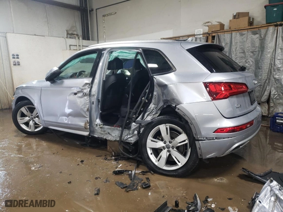2018 Audi Q5 Premium with VIN WA1ANAFY8J2193197, listed as a Copart auction lot 47289895 with 76,156 mi miles and Salvage Title. Bid and sale history available at carsss.com. Image 2.