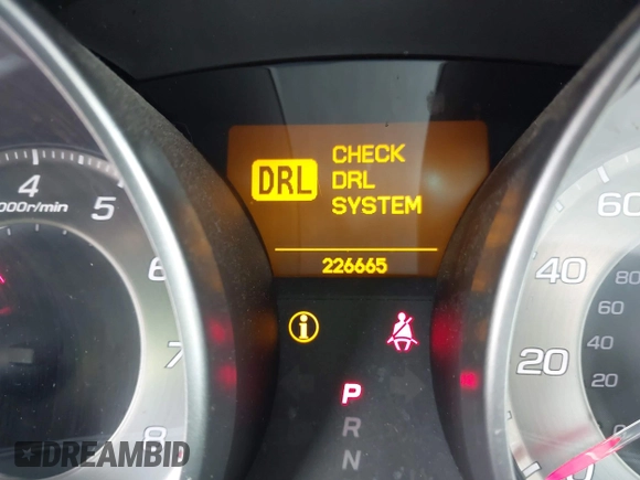 2013 Acura MDX Tech Pkg with VIN 2HNYD2H37DH514702, listed as a IAAI auction lot 41897951 with 226,665 mi miles. Bid and sale history available at carsss.com. Image 15.