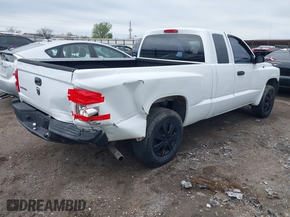 2008 Dodge Dakota ST with VIN 1D7HE22K98S565237, listed as a IAAI auction lot 41908055 with 242,270 mi miles and . Bid and sale history available at carsss.com. Image 4.