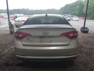 2016 Hyundai Sonata SE with VIN 5NPE24AF5GH357844, listed as a IAAI auction lot 42217108 with 138,227 mi miles and . Bid and sale history available at carsss.com. Image 16.