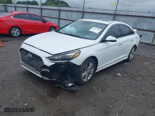 2018 Hyundai Sonata Limited with VIN 5NPE34AF7JH727342, listed as a IAAI auction lot 40268384 with 117,545 mi miles. Bid and sale history available at carsss.com. Image 19.