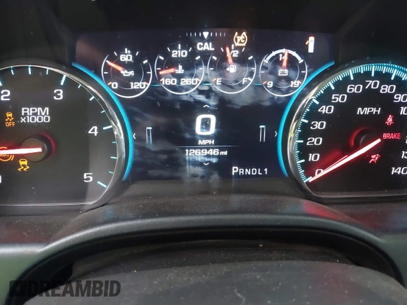 2018 GMC Sierra 2500HD Denali z VIN 1GT12UEY3JF229968, wystawiony jako IAAI lot #41679262 z przebiegiem 126 946 mil mil oraz . Historia ofert i sprzedaży dostępna na DreamBid. Obrazek 7.