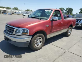 2000 Ford F-150 XL z VIN 2FTZF172XYCA85601, wystawiony jako Copart lot #59134645 z przebiegiem Nie podano mil oraz Szkoda całkowita • Salvage title. Historia ofert i sprzedaży dostępna na DreamBid. Obrazek 1.