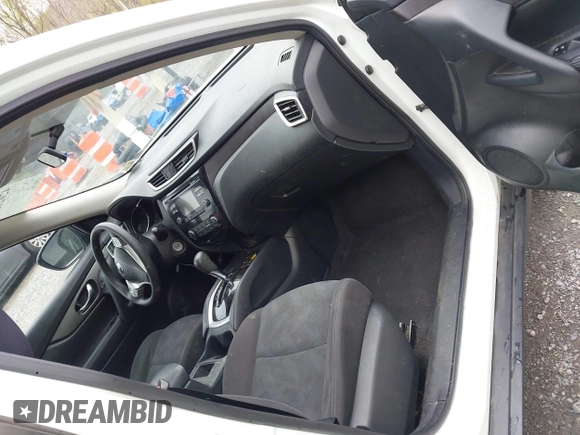 2016 Nissan Rogue SV with VIN KNMAT2MV7GP713086, listed as a IAAI auction lot 42021596 with 118,290 mi miles and . Bid and sale history available at carsss.com. Image 5.