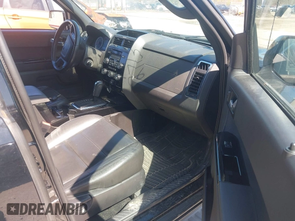 2012 Ford Escape Limited with VIN 1FMCU9EG1CKA40720, listed as a IAAI auction lot 42142713 with 127,658 mi miles. Bid and sale history available at carsss.com. Image 5.