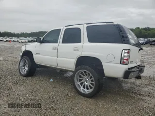 2003 GMC Yukon SLE with VIN 1GKEK13Z83J270838, listed as a Copart auction lot 51753455 with 305,747 mi miles and Salvage Title. Bid and sale history available at carsss.com. Image 2.