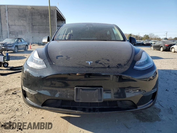 2023 Tesla Model Y Long Range with VIN 7SAYGDEEXPA078937, listed as a Copart auction lot 47095285 with 28,521 mi miles and Salvage Title. Bid and sale history available at DreamBid. Image 5.