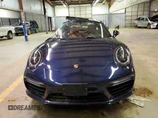 2017 Porsche 911 Turbo S with VIN WP0AD2A97HS166727, listed as a Copart auction lot 39669443 with 0 mi miles. Bid and sale history available at carsss.com. Image 5.