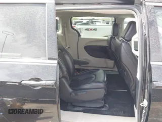 2023 Chrysler Pacifica Hybrid Touring L с VIN 2C4RC1L78PR551371, выставлен на аукционе IAAI как лот 42235410 с пробегом 49 519 миль миль и . История ставок и продаж доступна на DreamBid. Изображение 8.