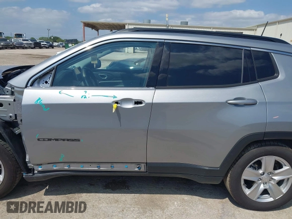 2022 Jeep Compass Latitude с VIN 3C4NJCBB0NT204889, выставлен на аукционе IAAI как лот 42340134 с пробегом 41 143 миль миль и . История ставок и продаж доступна на DreamBid. Изображение 14.