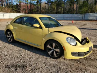 2012 Volkswagen Beetle 2.5L with VIN 3VWJX7AT7CM648807, listed as a Copart auction lot 49906965 with 155,666 mi miles and Clean Title. Bid and sale history available at carsss.com. Image 4.