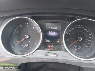 2019 Volkswagen Tiguan SE with VIN 3VV2B7AX3KM024186, listed as a IAAI auction lot 41813979 with 48,525 mi miles. Bid and sale history available at carsss.com. Image 7.