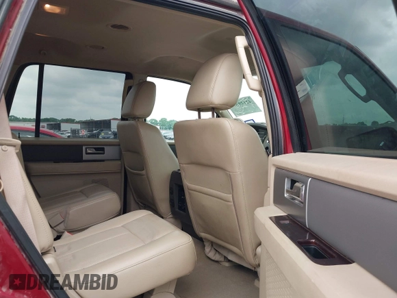2014 Ford Expedition XLT z VIN 1FMJU1H54EEF05270, wystawiony jako IAAI lot #42129357 z przebiegiem 95 070 mil mil oraz . Historia ofert i sprzedaży dostępna na DreamBid. Obrazek 8.