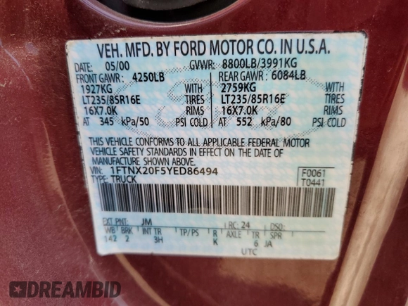 2000 Ford F-250 XL with VIN 1FTNX20F5YED86494, listed as a Copart auction lot 54193495 with 551,488 mi miles and Salvage title. Bid and sale history available at DreamBid. Image 12.
