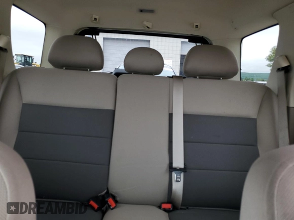2008 Ford Escape XLT с VIN 1FMCU93118KC45606, выставлен на аукционе Copart как лот 58634705 с пробегом 122 209 миль миль и Списание • Salvage title. История ставок и продаж доступна на DreamBid. Изображение 10.