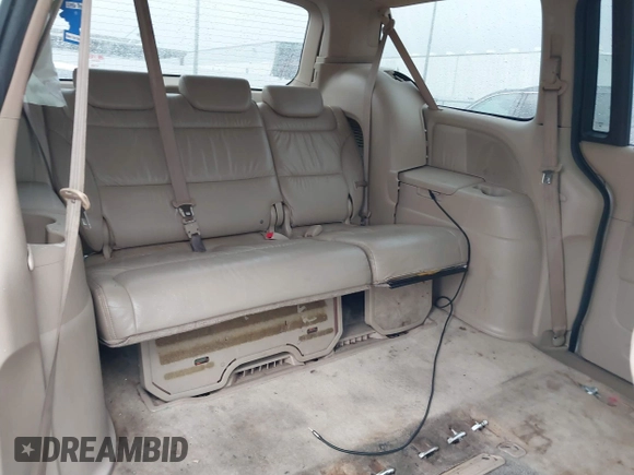 2007 Honda Odyssey EX-L z VIN 5FNRL38737B072789, wystawiony jako IAAI lot #41203148 z przebiegiem 156 828 mil mil oraz . Historia ofert i sprzedaży dostępna na DreamBid. Obrazek 8.