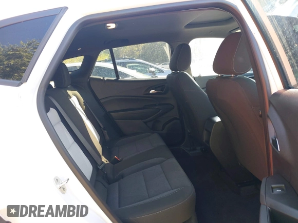 2024 Chevrolet Trax 1RS with VIN KL77LGE20RC124173, listed as a IAAI auction lot 40232631 with 6,745 mi miles. Bid and sale history available at carsss.com. Image 8.